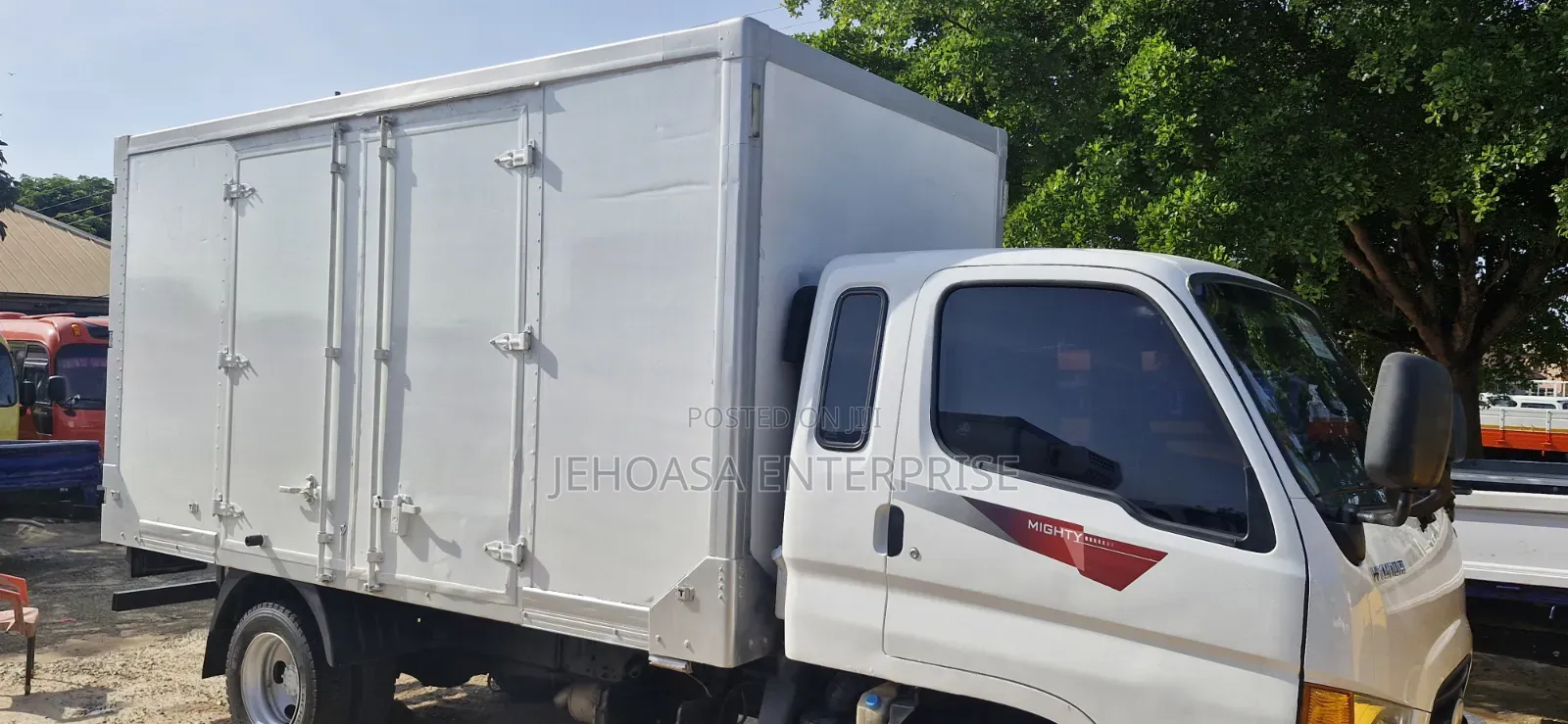 Hyundai Mighty Container Box