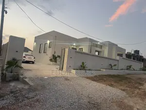 3bdrm Mansion in Eddiekobbs Agency, Kumasi Metropolitan for sale