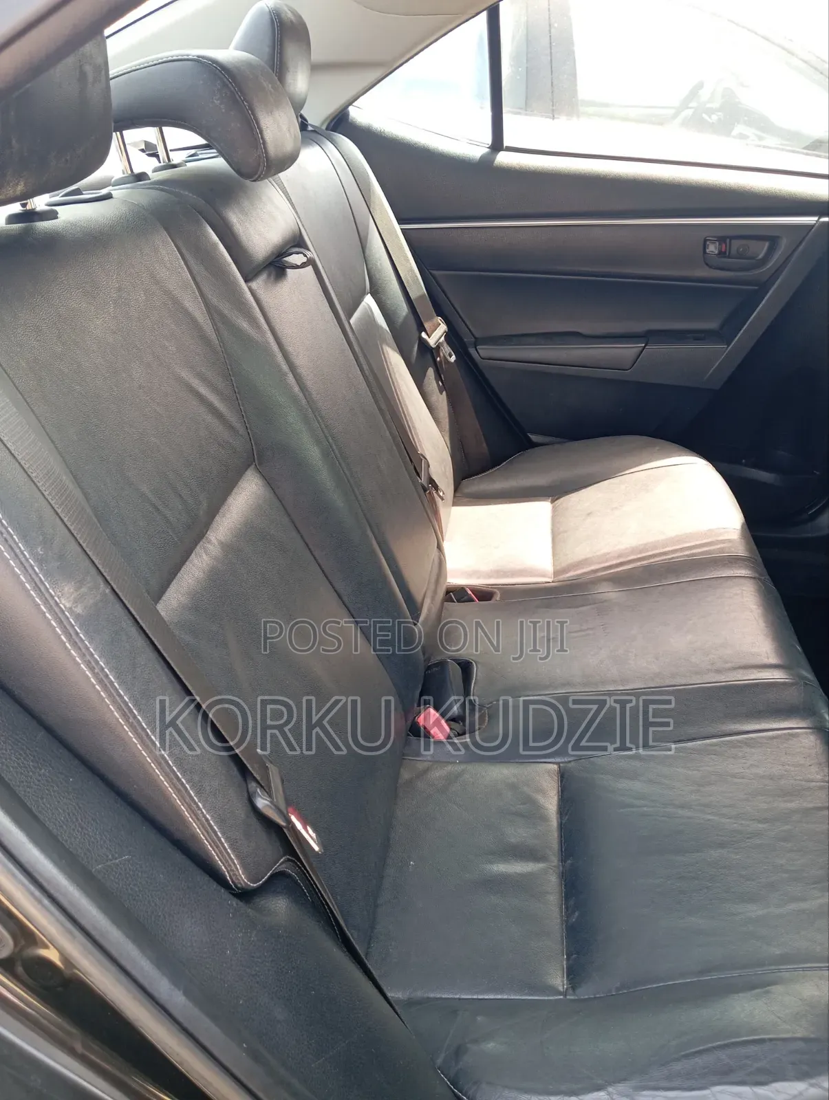 Corolla Altis