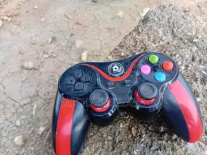 Wireless Gaming Controller