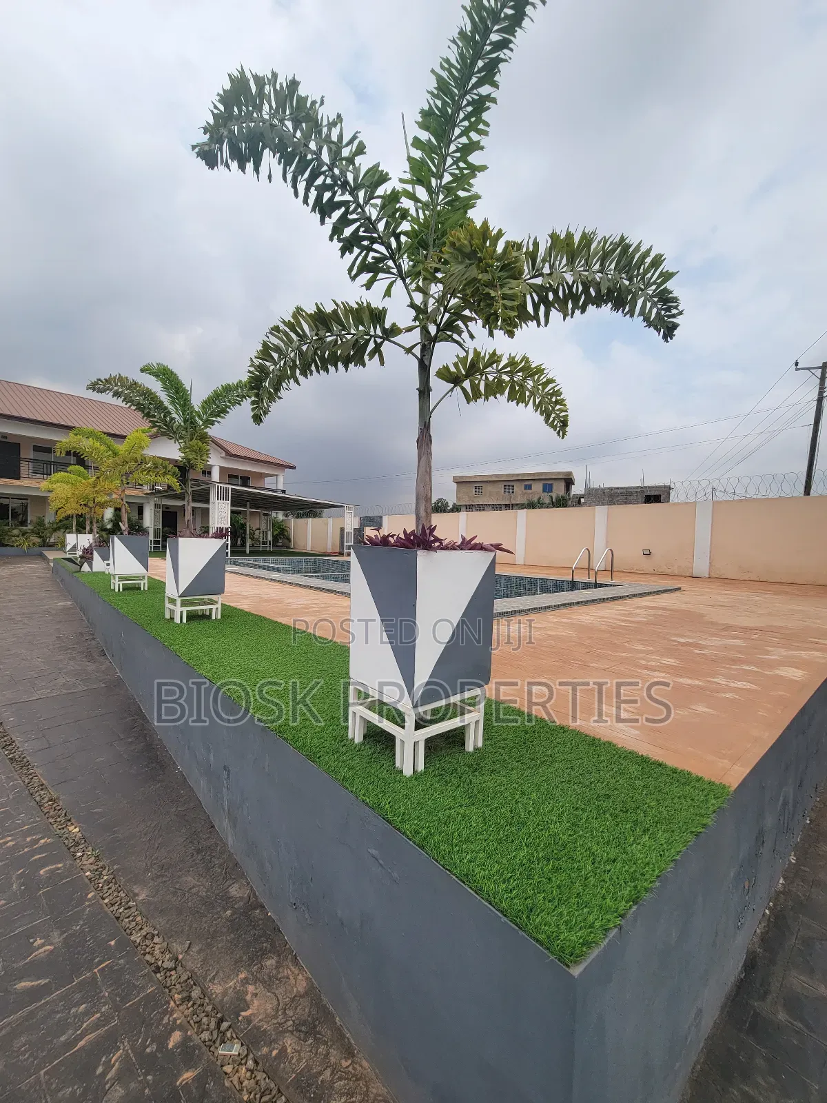 2bdrm Apartment in Biosk Properties, Amrahia for rent