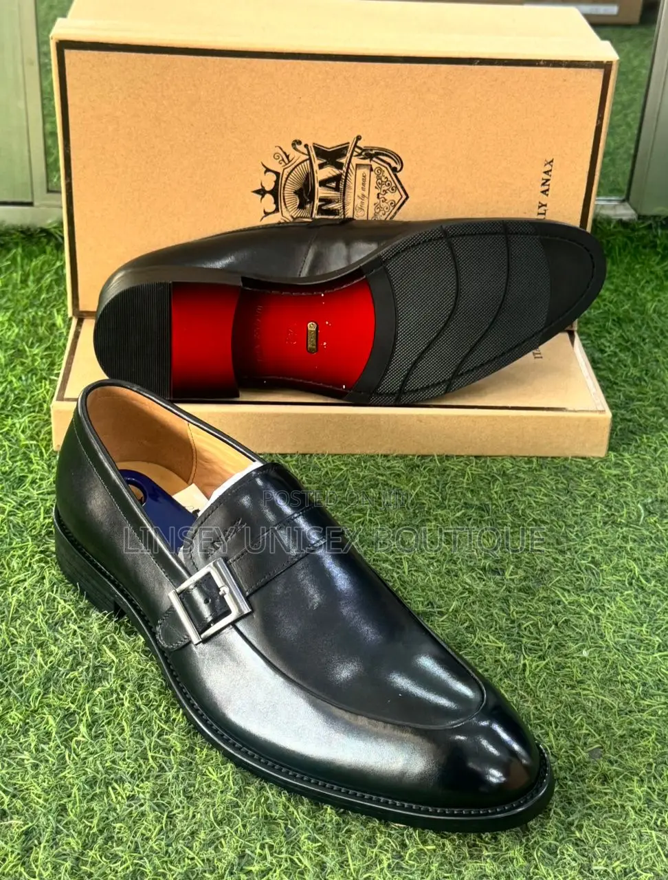 Luxury Black Leather Shoes for Men Available Is Size 42,43,44