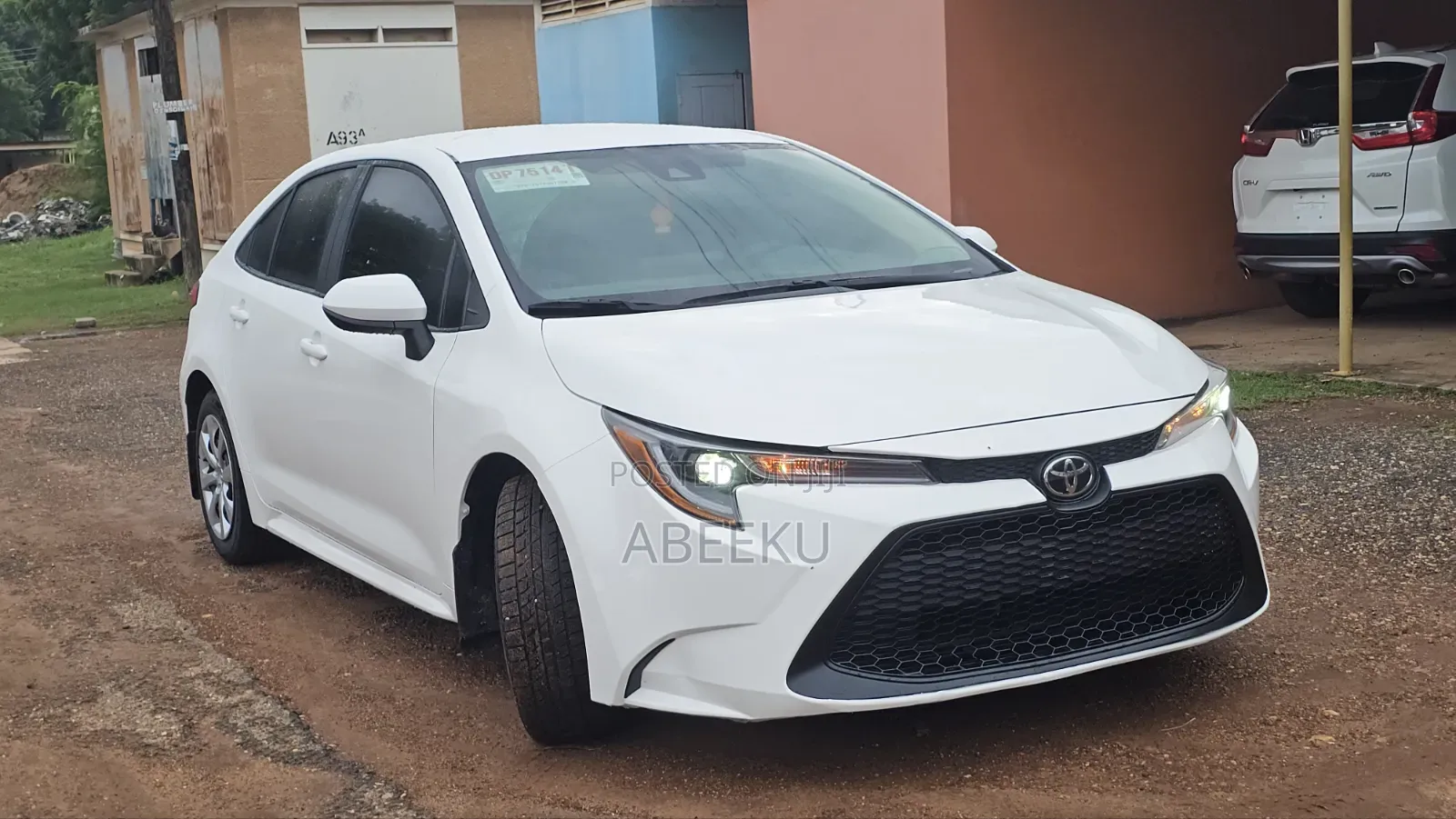 Toyota Corolla LE 2022 White