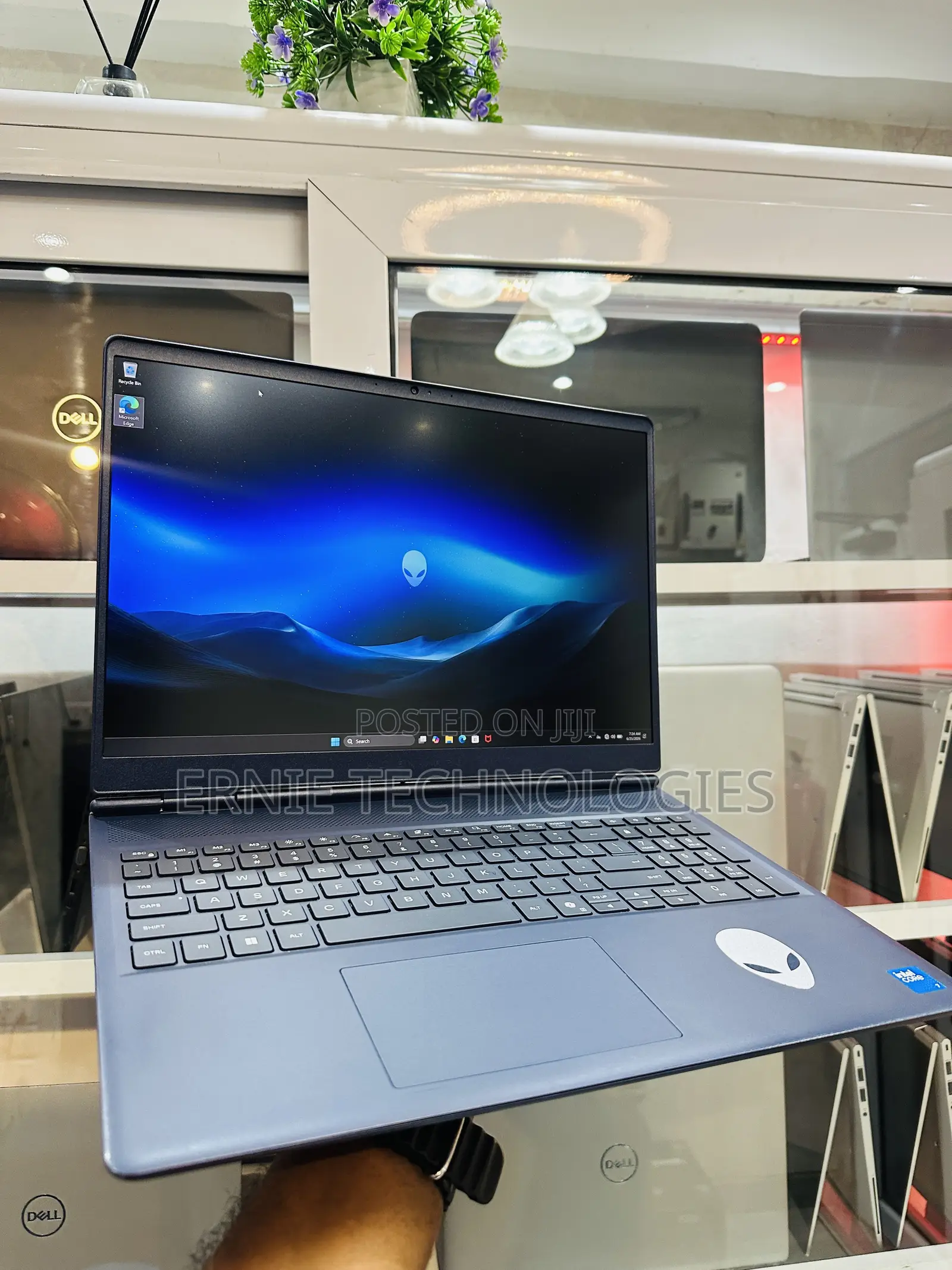 Laptop Dell 16GB Intel Core Ultra 7 SSD 512GB