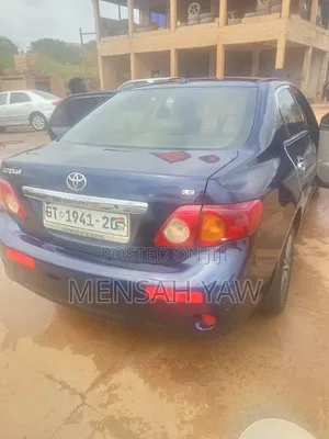 Toyota Corolla LE Premium 4dr Sedan (1.8L 4cyl CVT) 2014 Blue