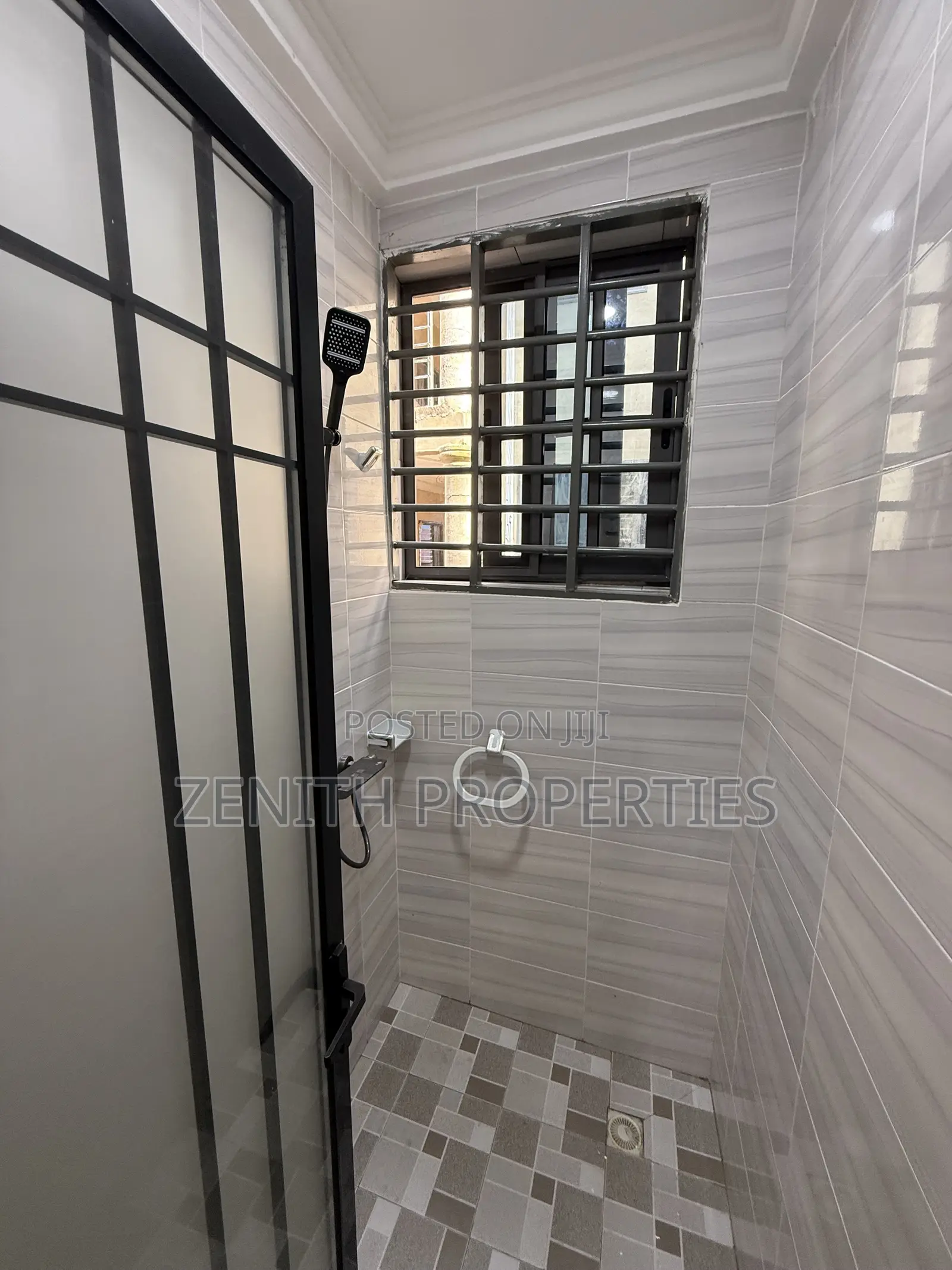 3bdrm Apartment in Zenith Properties, Bortiano for rent