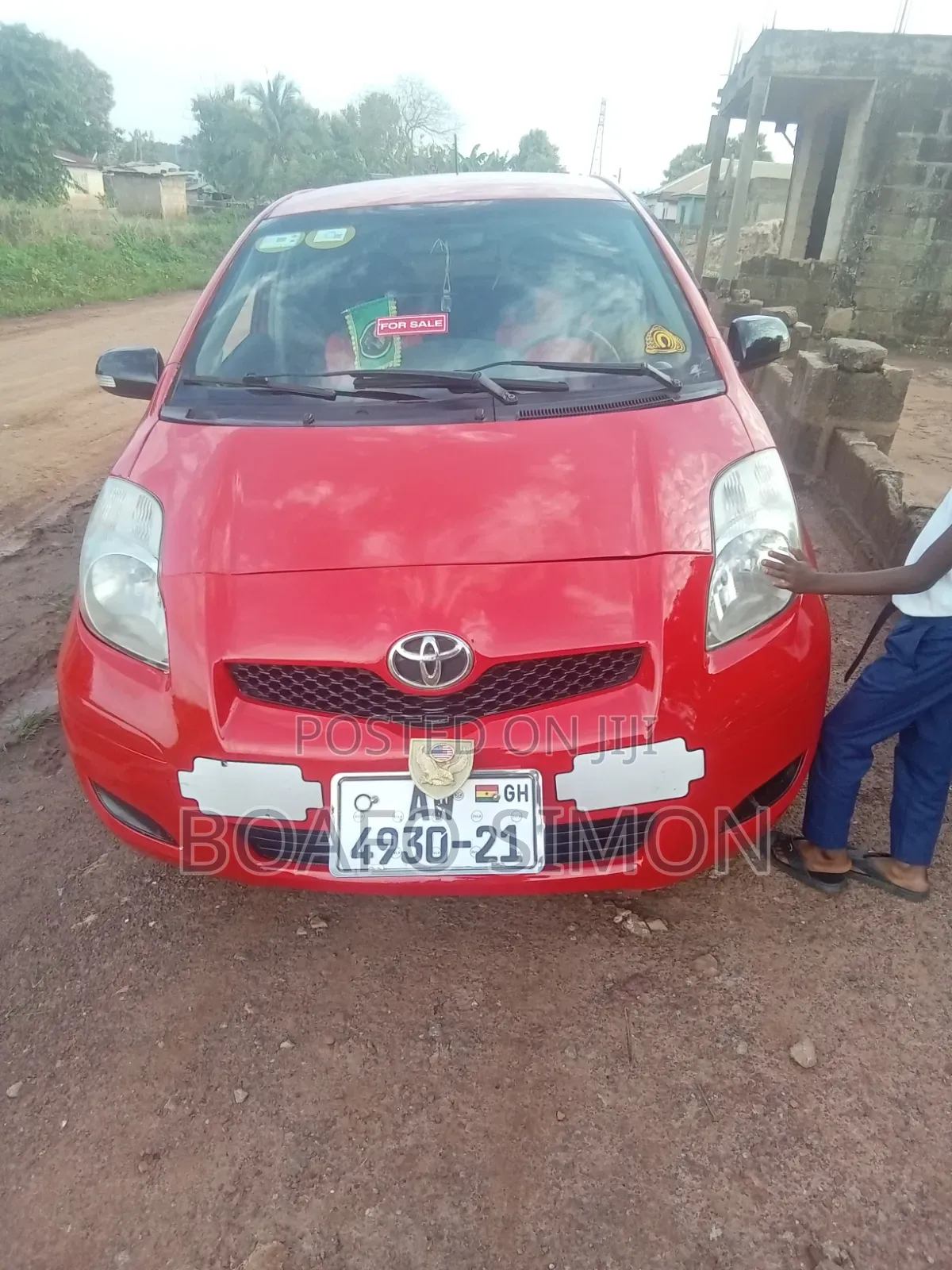 Toyota Vitz 1.3 AWD 5dr 2010 Red