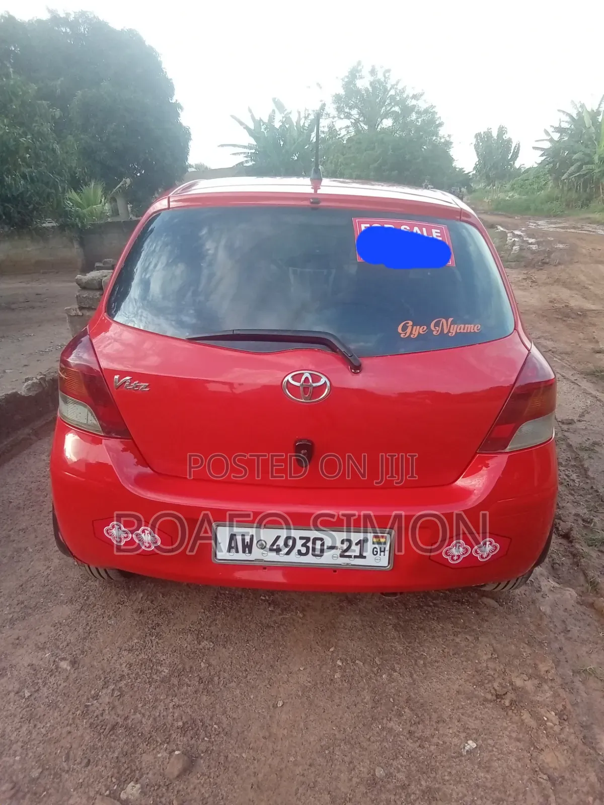 Toyota Vitz 1.3 AWD 5dr 2010 Red