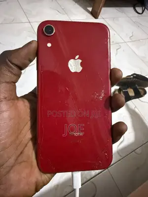 Apple iPhone XR 64 GB Red