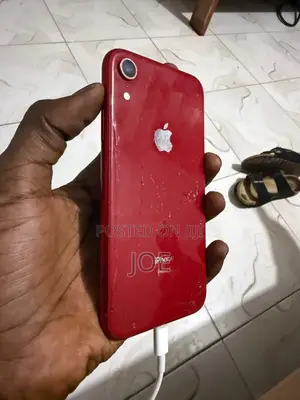 Apple iPhone XR 64 GB Red