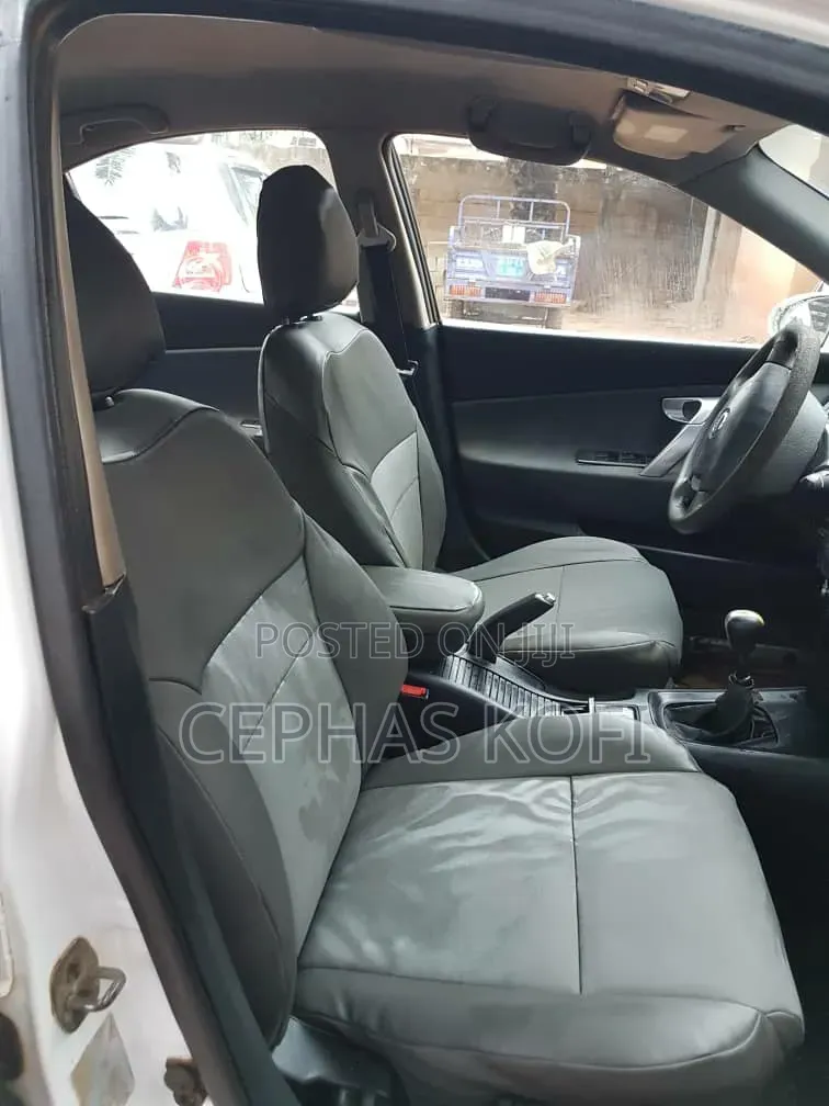 Nissan Primera 2006 White
