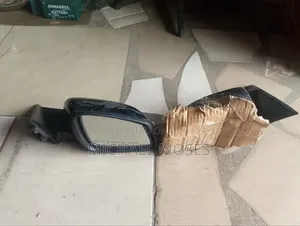 Set of BMW F30 Side Mirror With Trafficator Light