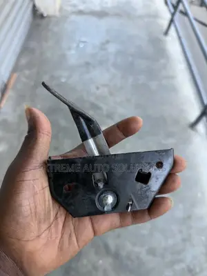 Honda Cr-v 2023 Hood Lock