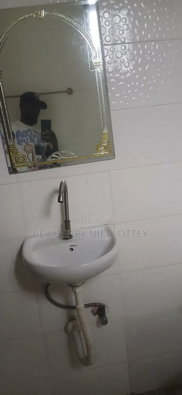 1bdrm Apartment in Hnc Properties, Pokuase for rent
