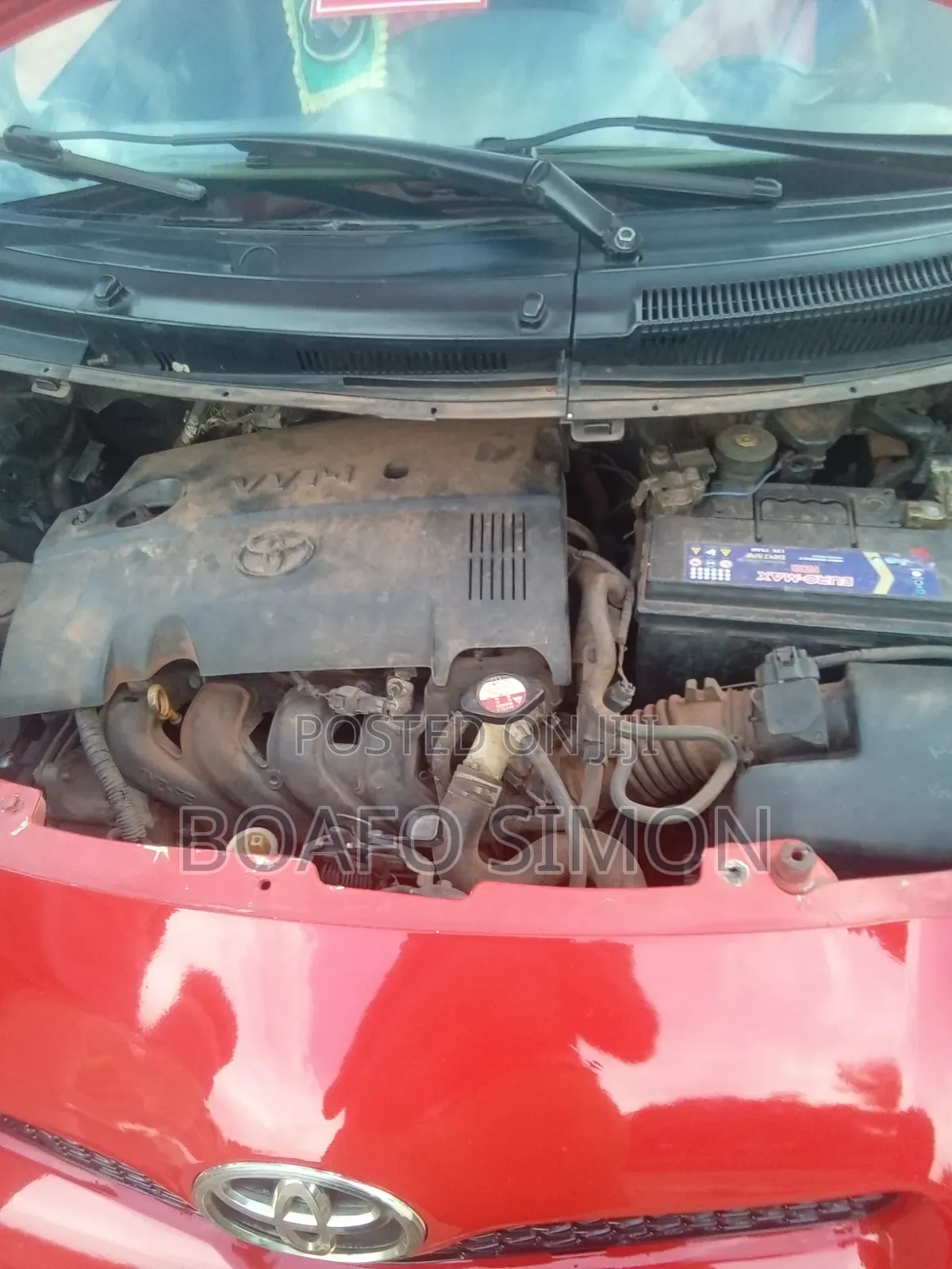 Toyota Vitz 1.3 AWD 5dr 2010 Red