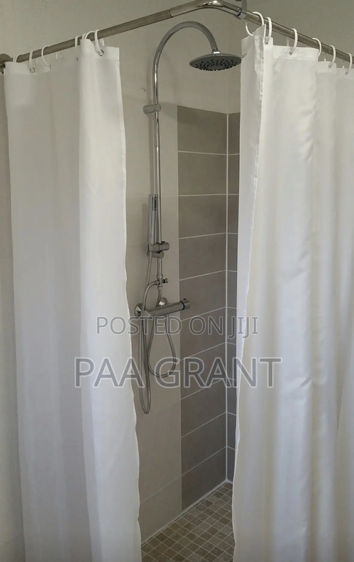 Original Reclining Extendable Shower Curtains Rods