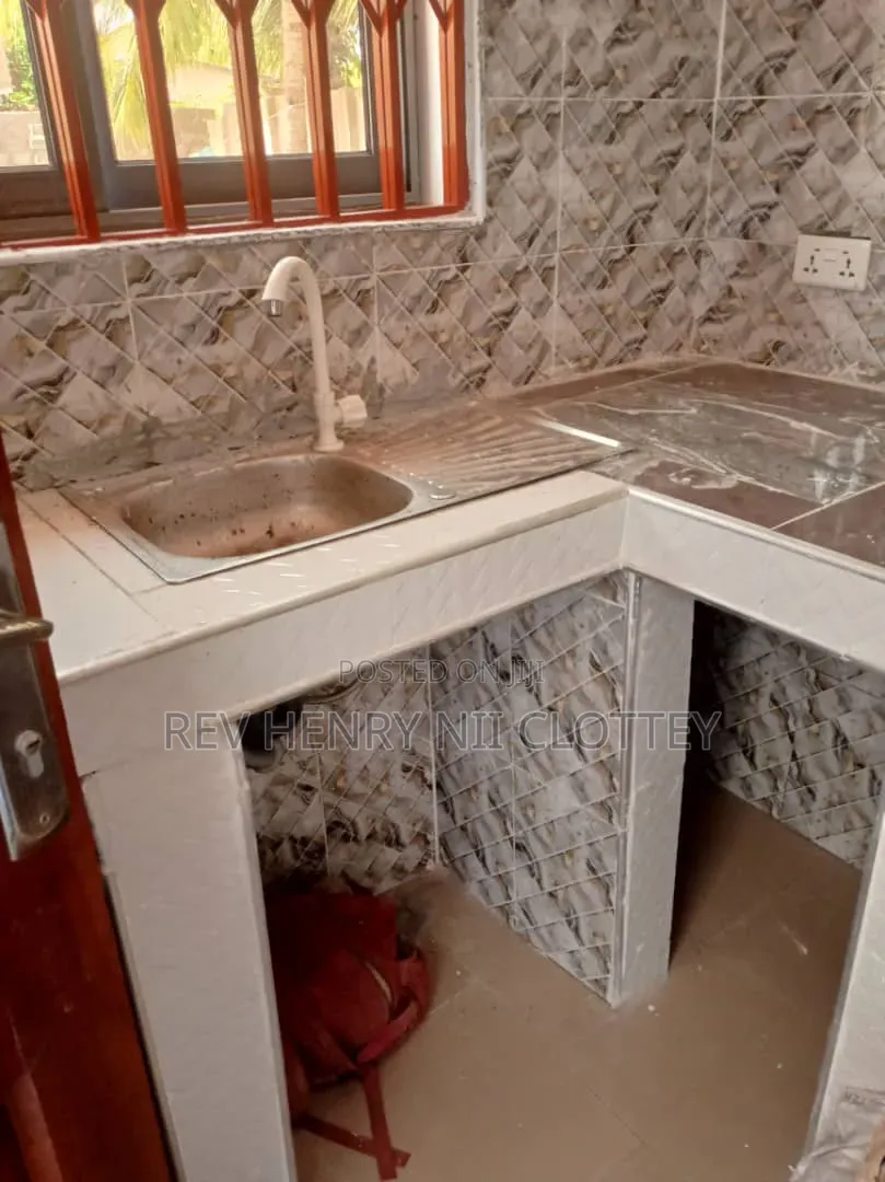 1bdrm Apartment in Hnc Properties, Olebu for rent
