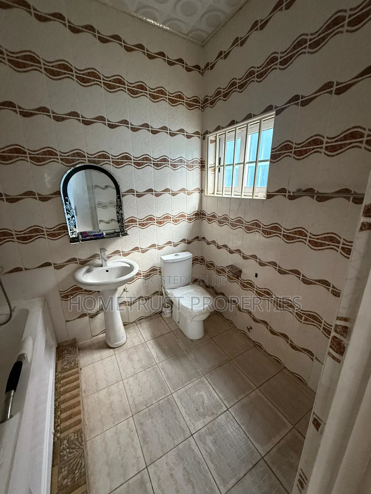 4bdrm House in Awoshie, Abrantie for sale
