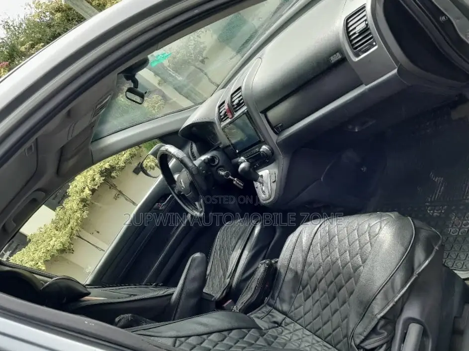 Honda CR-V 2011 Silver