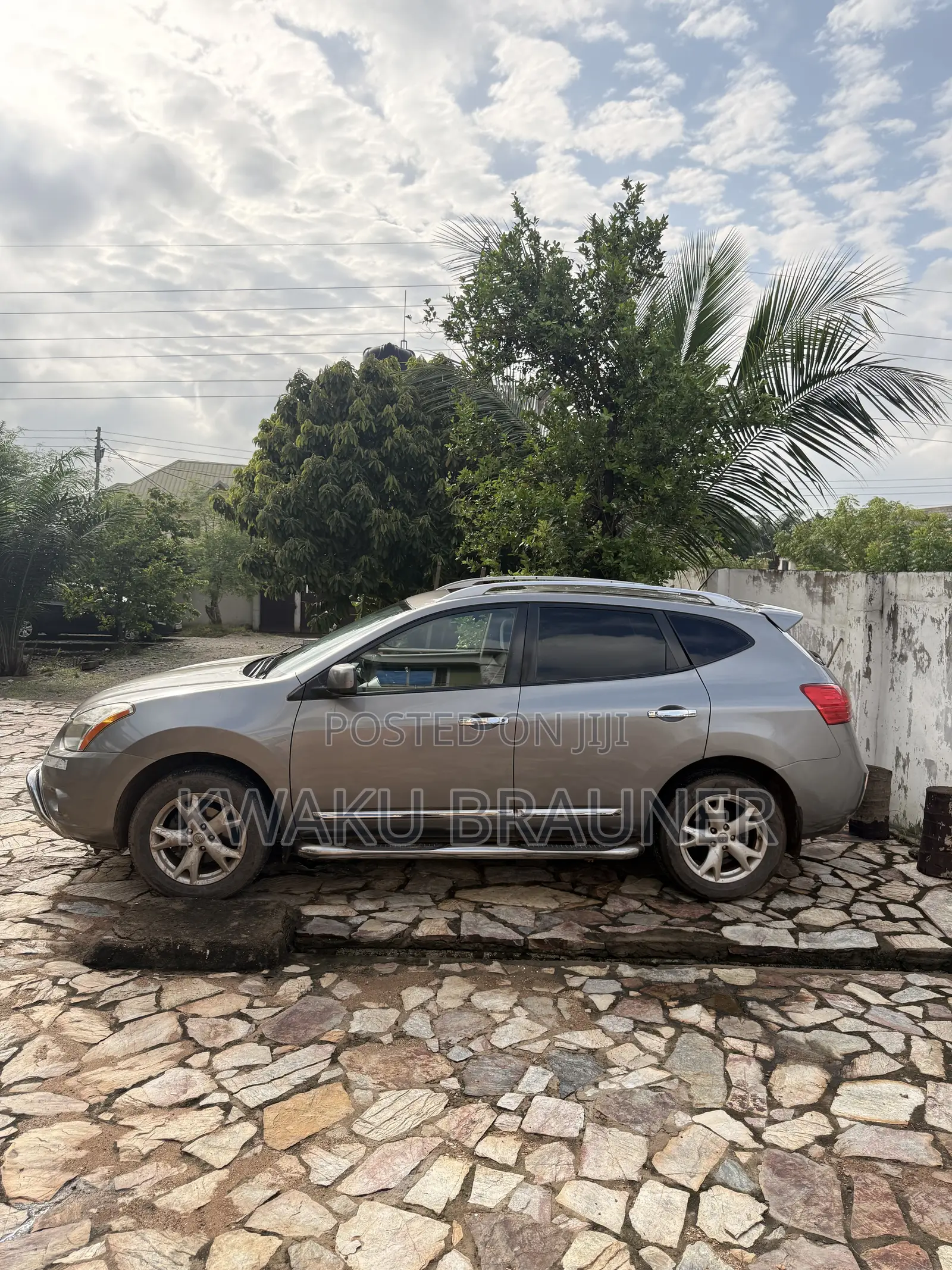 Nissan Rogue 2011 Gray