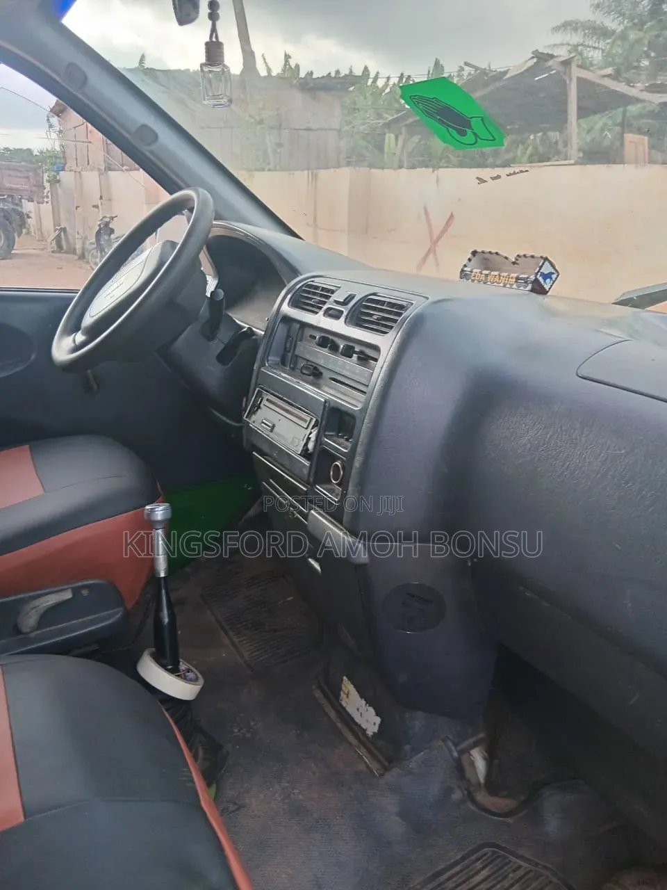 Toyota HiAce 2013 Green