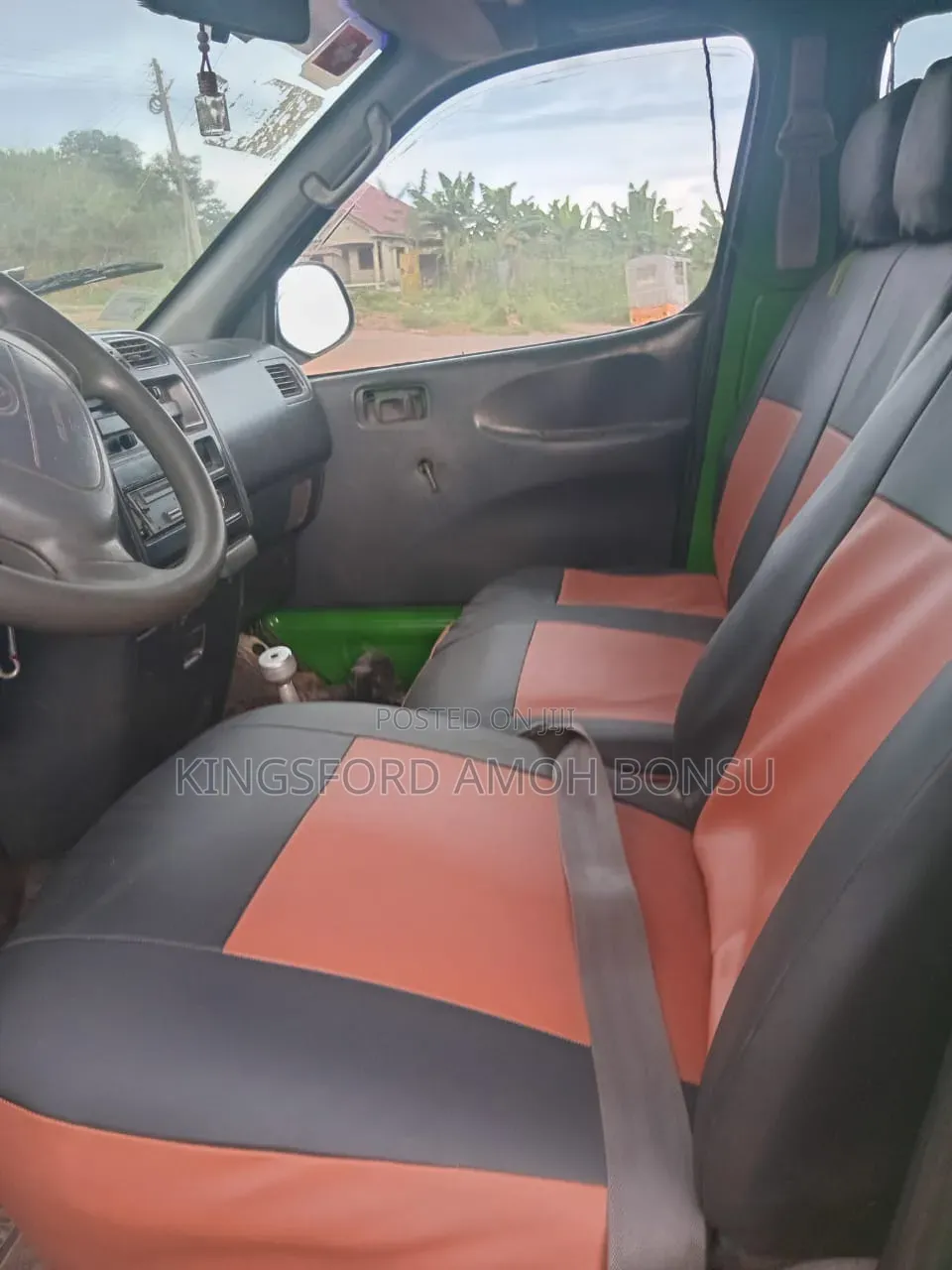 Toyota HiAce 2013 Green