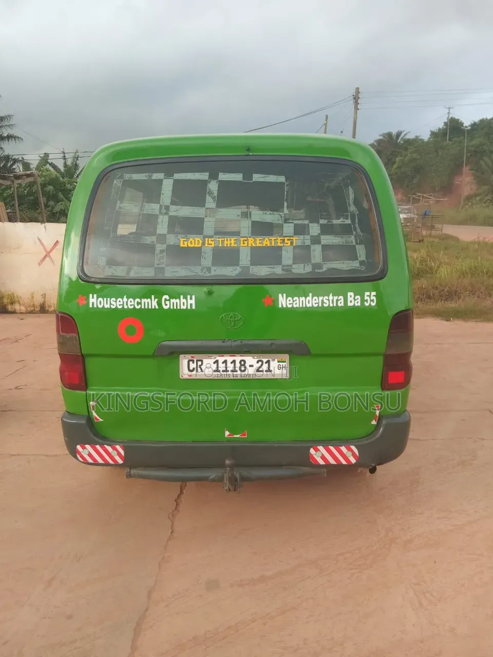 Toyota HiAce 2013 Green