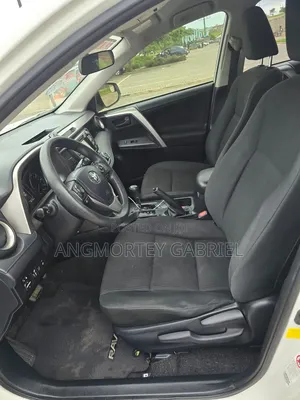 Toyota RAV4 2018 White