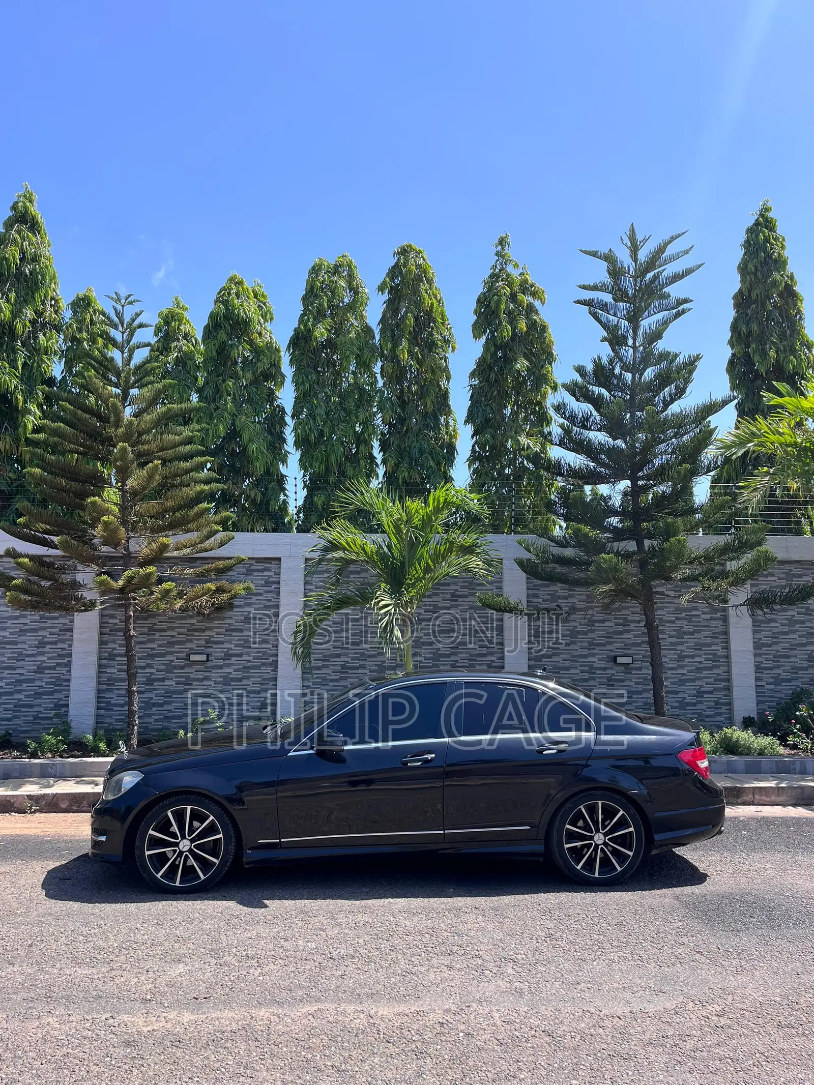 Mercedes-Benz C250 2014 Black