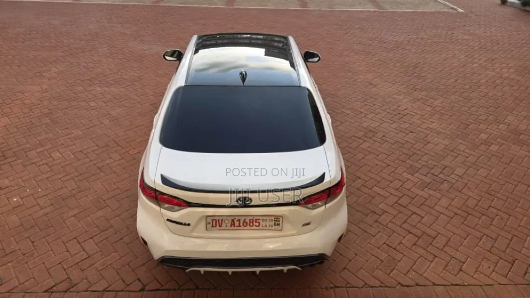 Toyota Corolla 2022 White