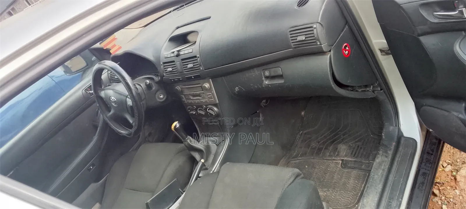 Toyota Avensis 2009 Silver