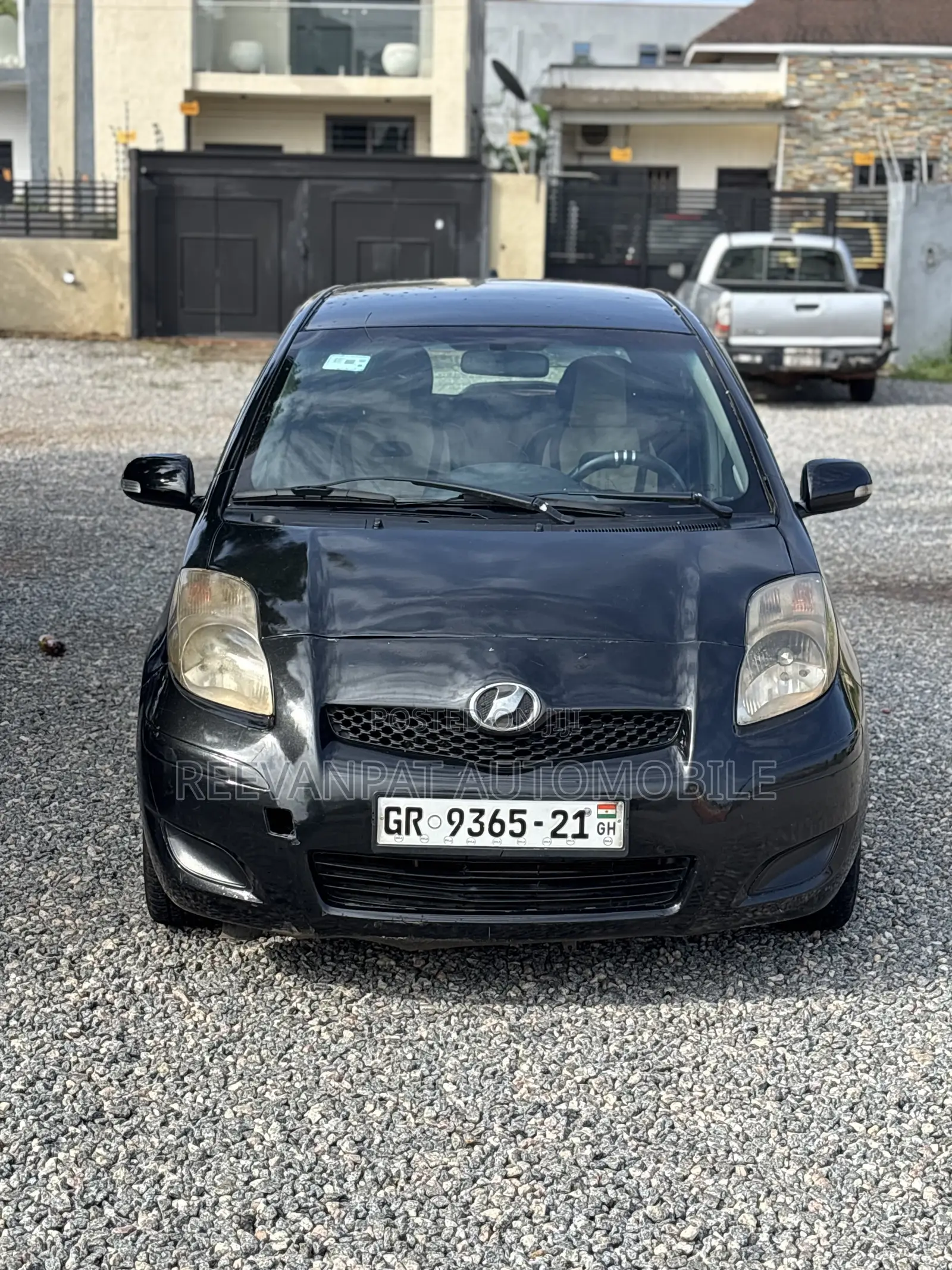 Toyota Vitz 2010 Black