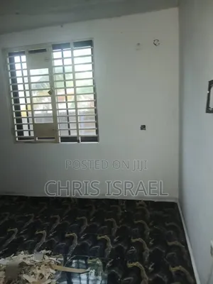 1bdrm Bedsitter in Oyibi Estate, Kas Valley Area for rent