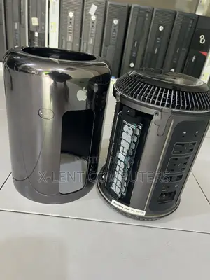 Desktop Computer Apple iMac Pro 96GB Intel Xeon SSD 512GB