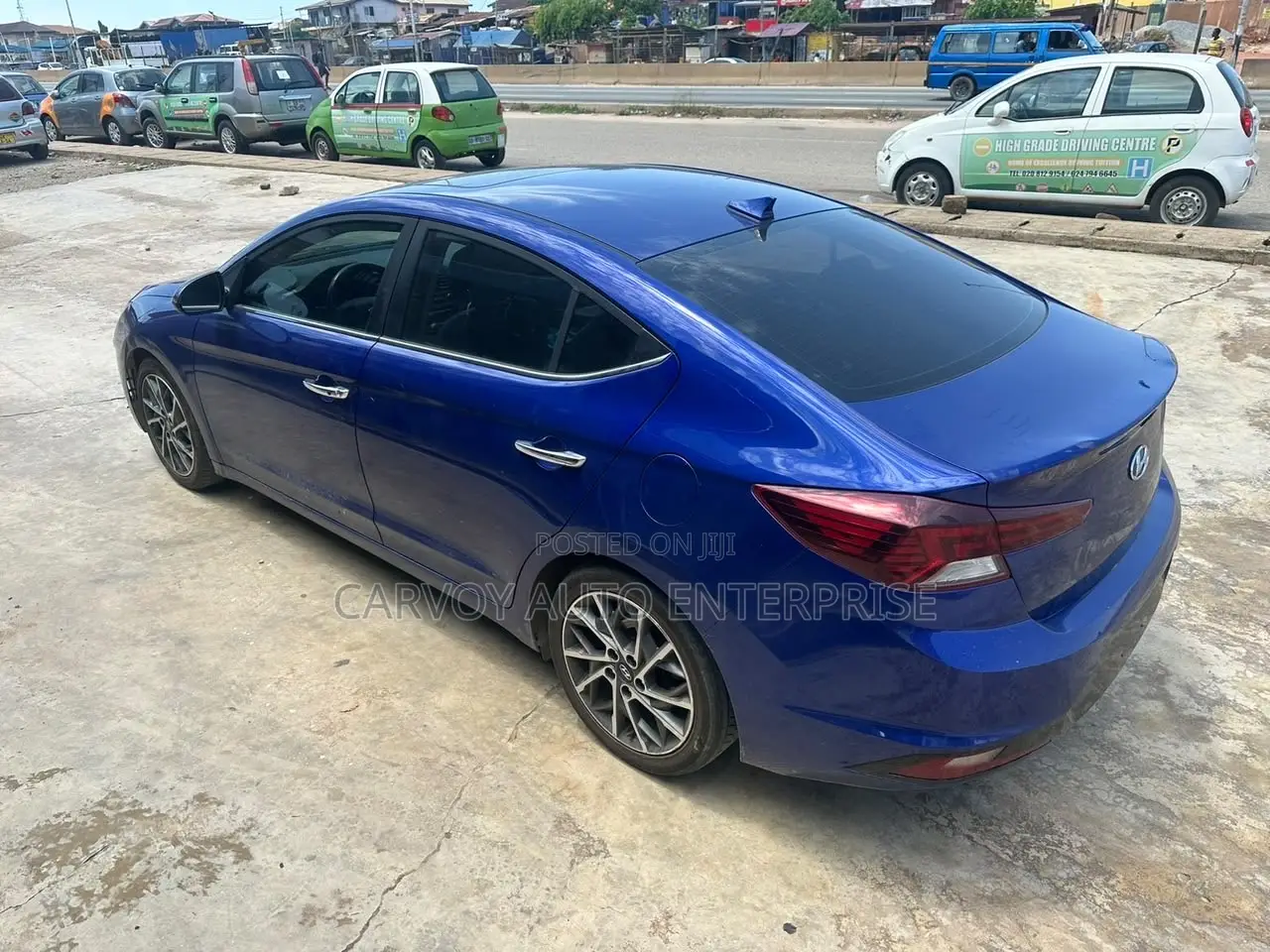 Hyundai Elantra Limited Sedan FWD (2.0L 4cyl 6A) 2017 Blue