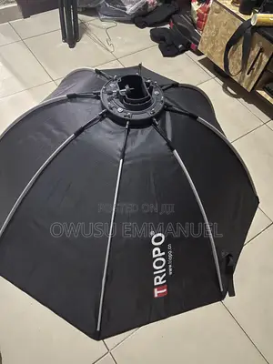 Camera ,Lens ,Memory, Soft Box ,Stand, Flashlight, Trigger