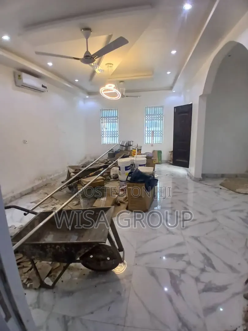 3bdrm Duplex in Wisa Group, Accra Metropolitan for sale