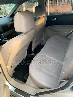 Nissan Rogue S 4dr SUV (2.5L 4cyl CVT) 2014 Silver