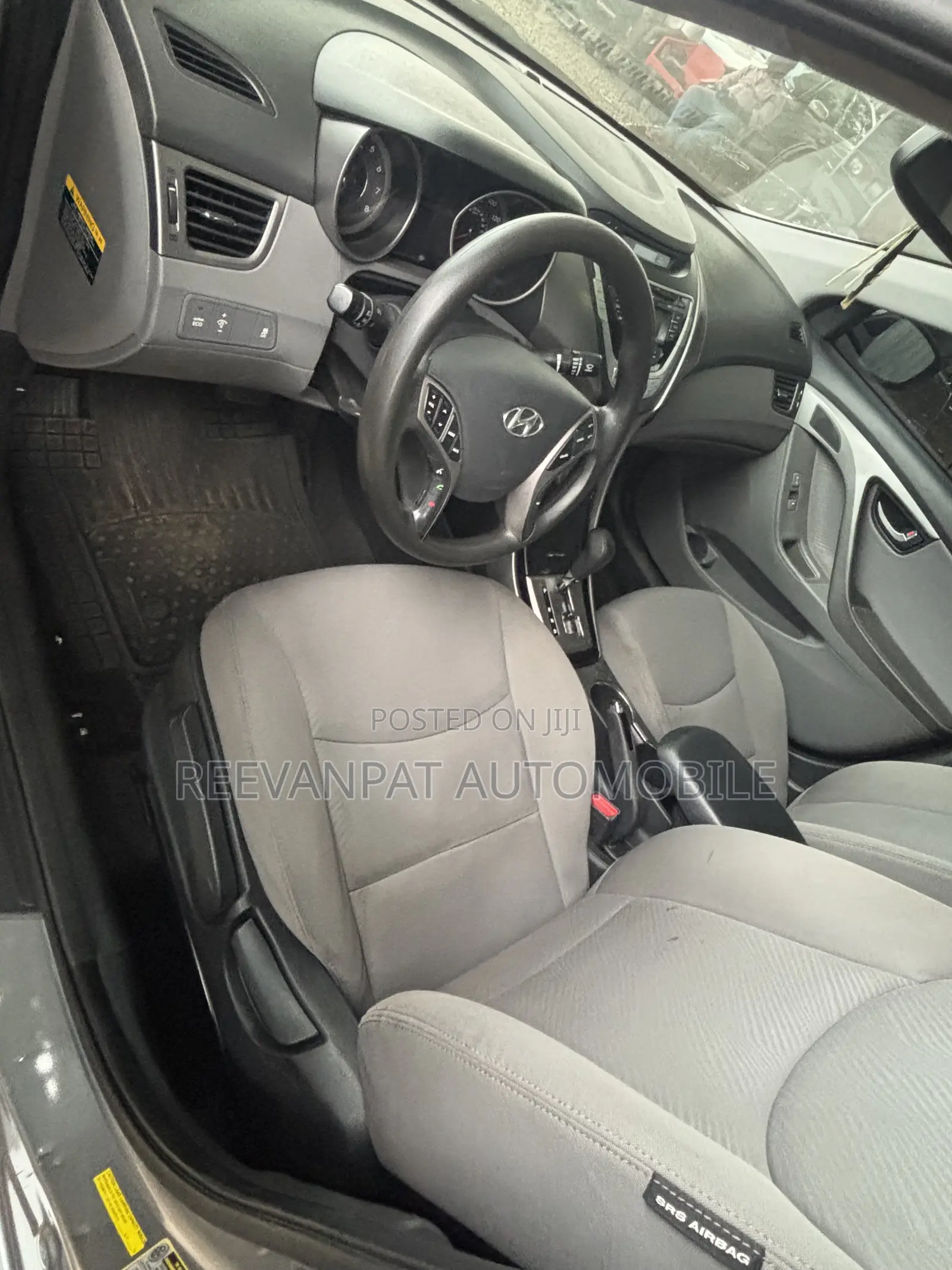 Hyundai Elantra Limited 4dr Sedan (1.8L 4cyl 6A) 2014 Silver