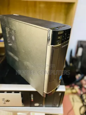 Desktop Computer Lenovo 8GB Intel Core i7 SSD 256GB