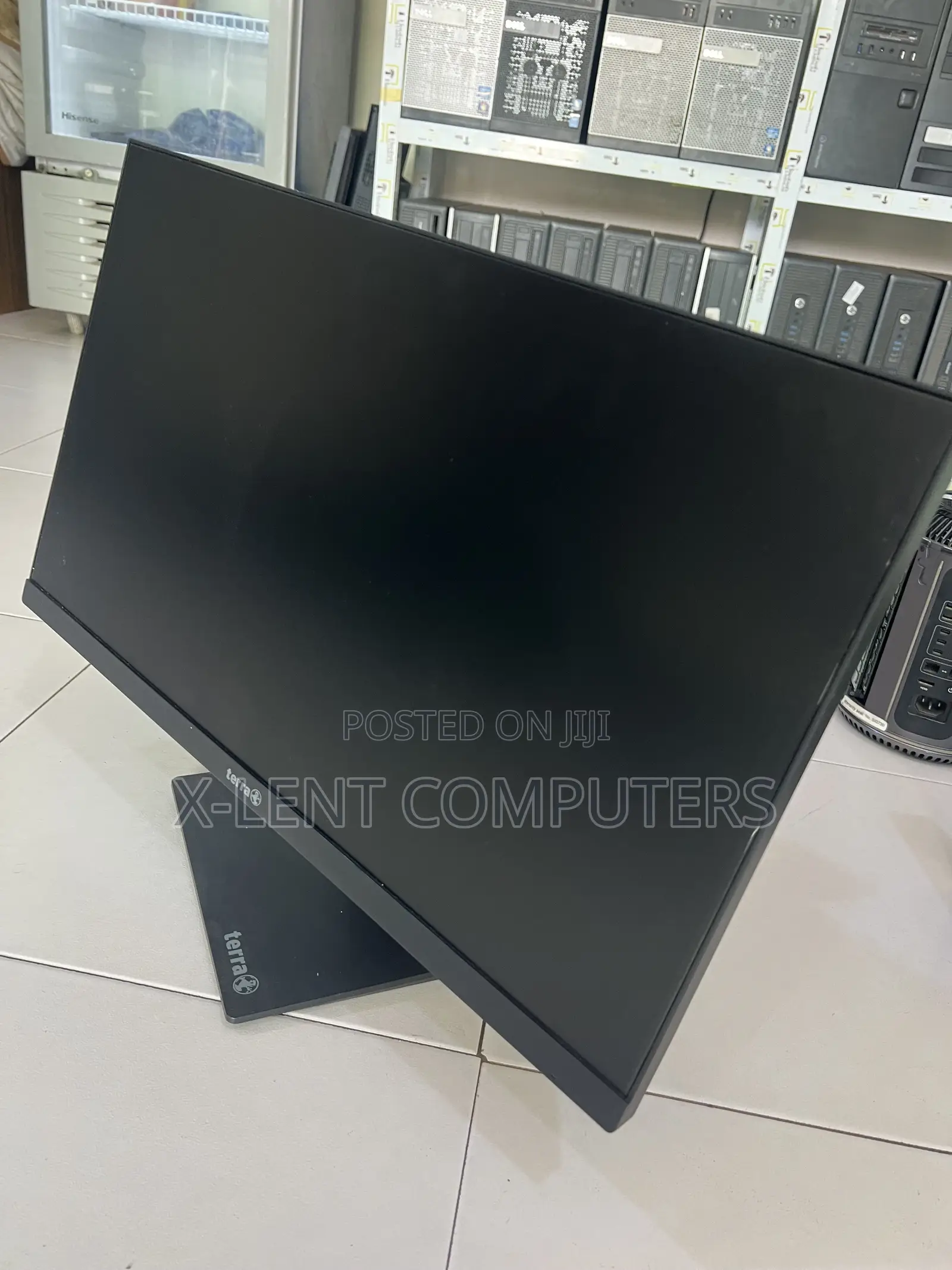 Monitor Edgeless