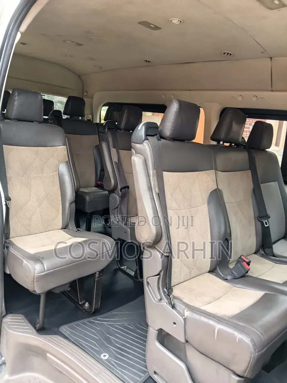 Toyota HiAce 2022 White