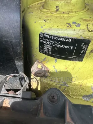 Volkswagen Golf 1998 Yellow