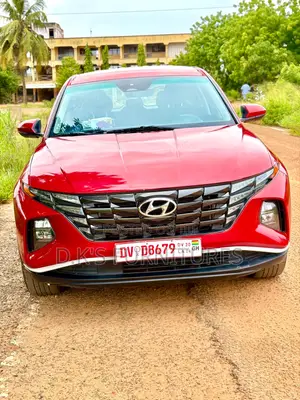 Hyundai Tucson 2022 Red