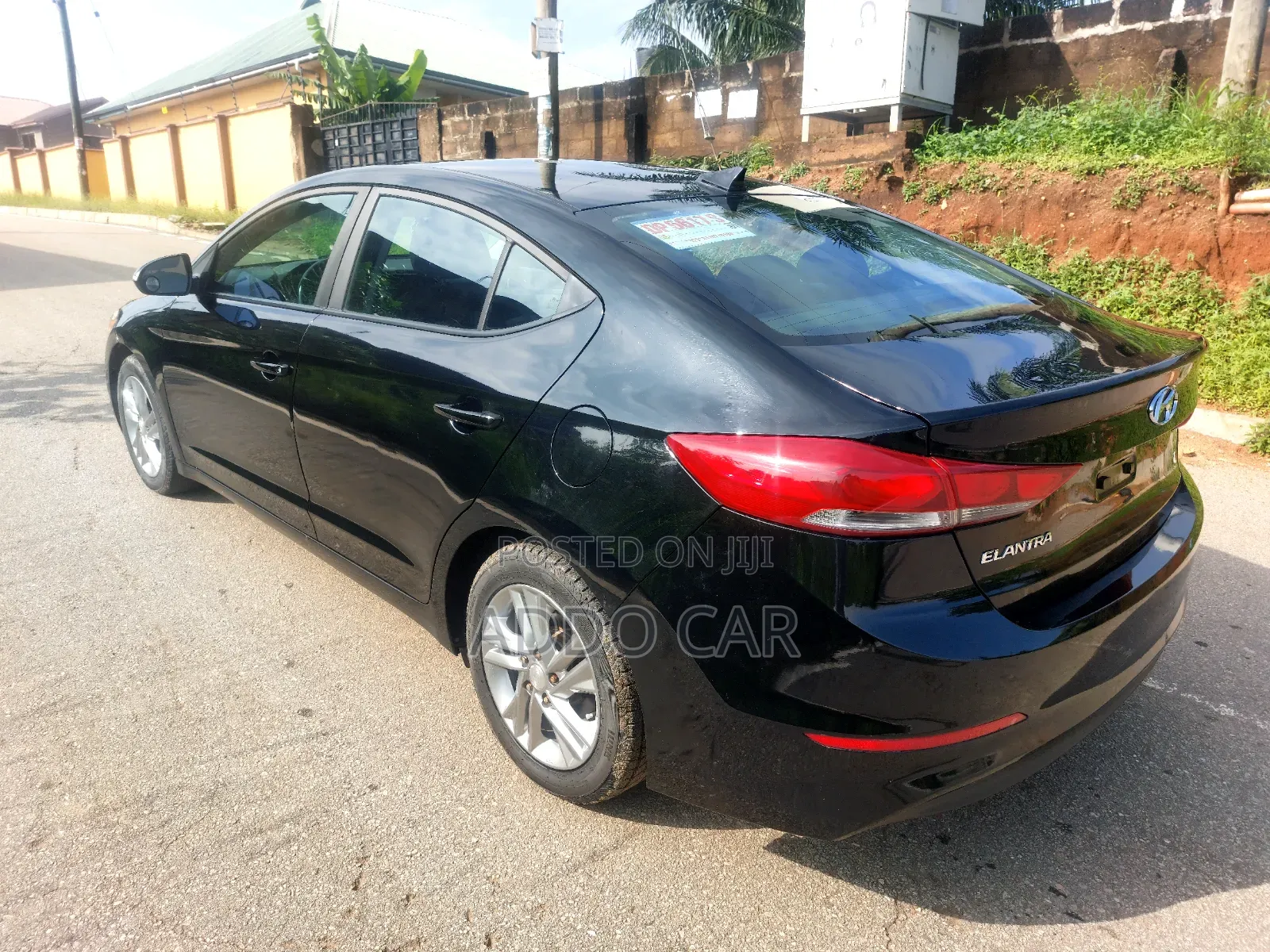 Hyundai Elantra 2017 Black