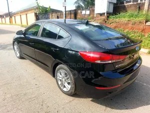 Hyundai Elantra 2017 Black