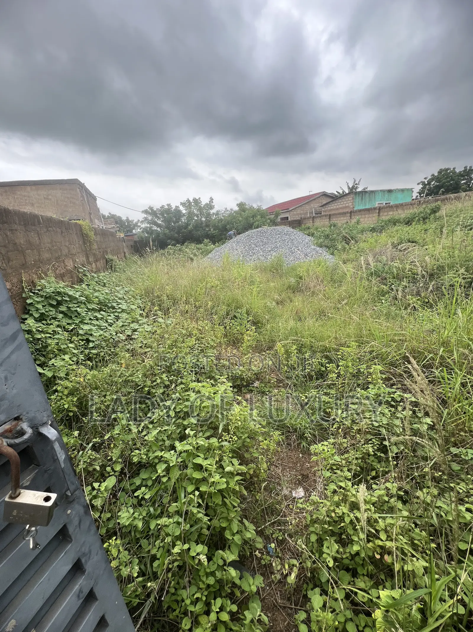 1plot of Land for Sale