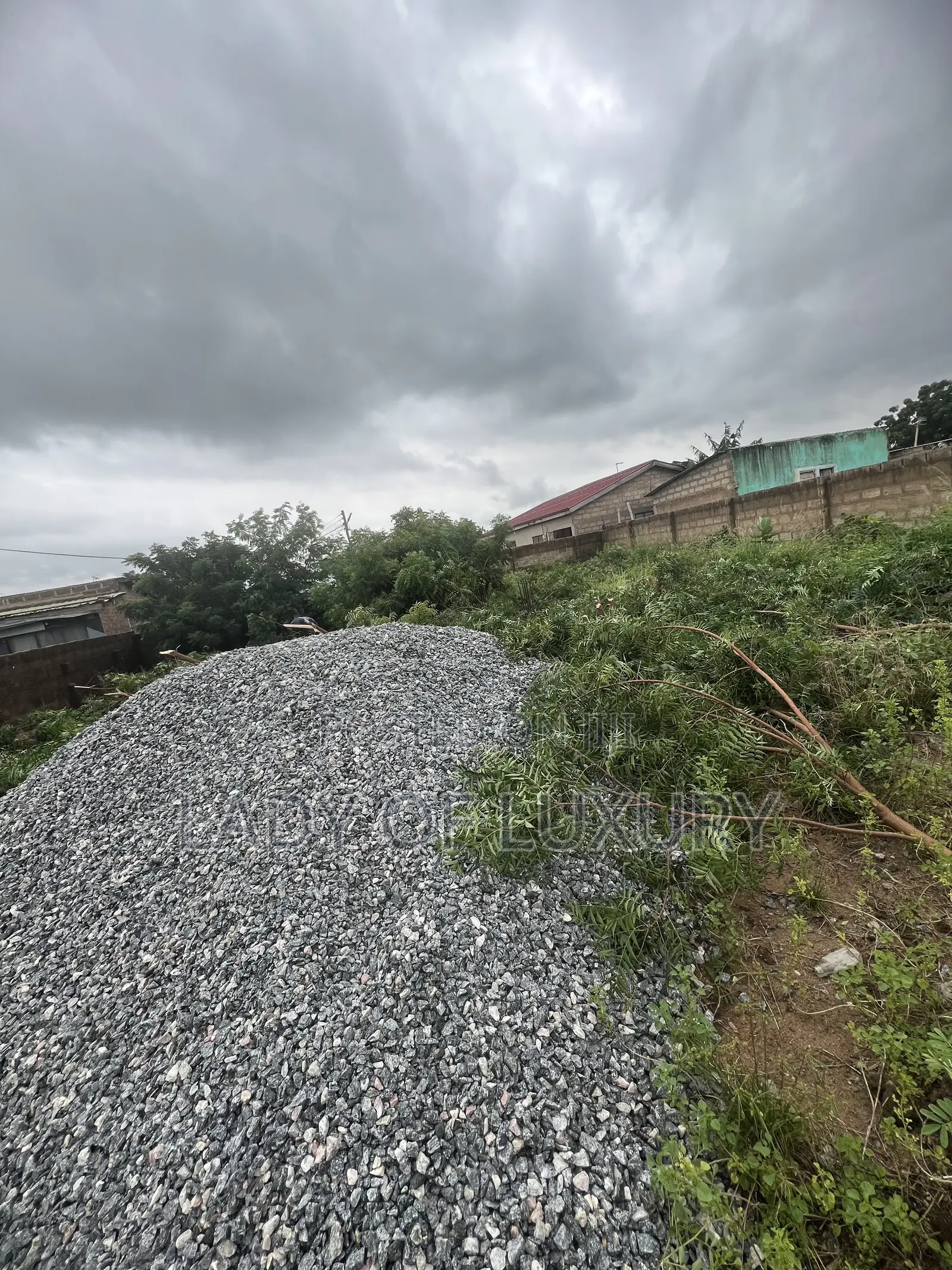 1plot of Land for Sale