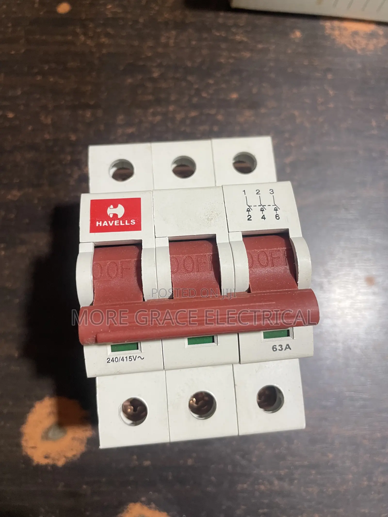 100a 3pole Breaker