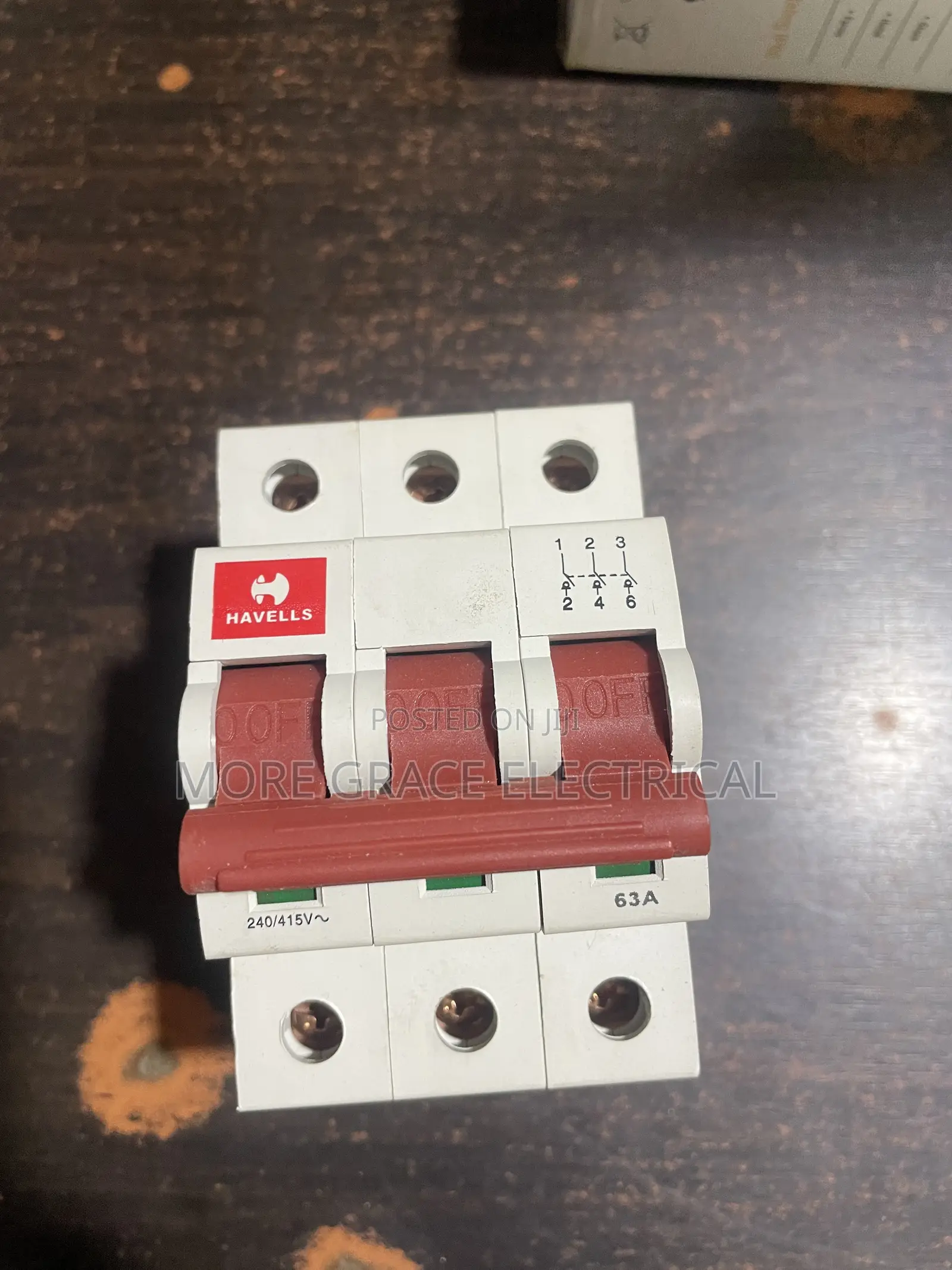 100a 3pole Breaker